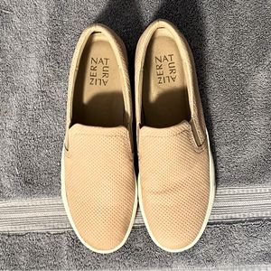 Naturalizer slip on shoe